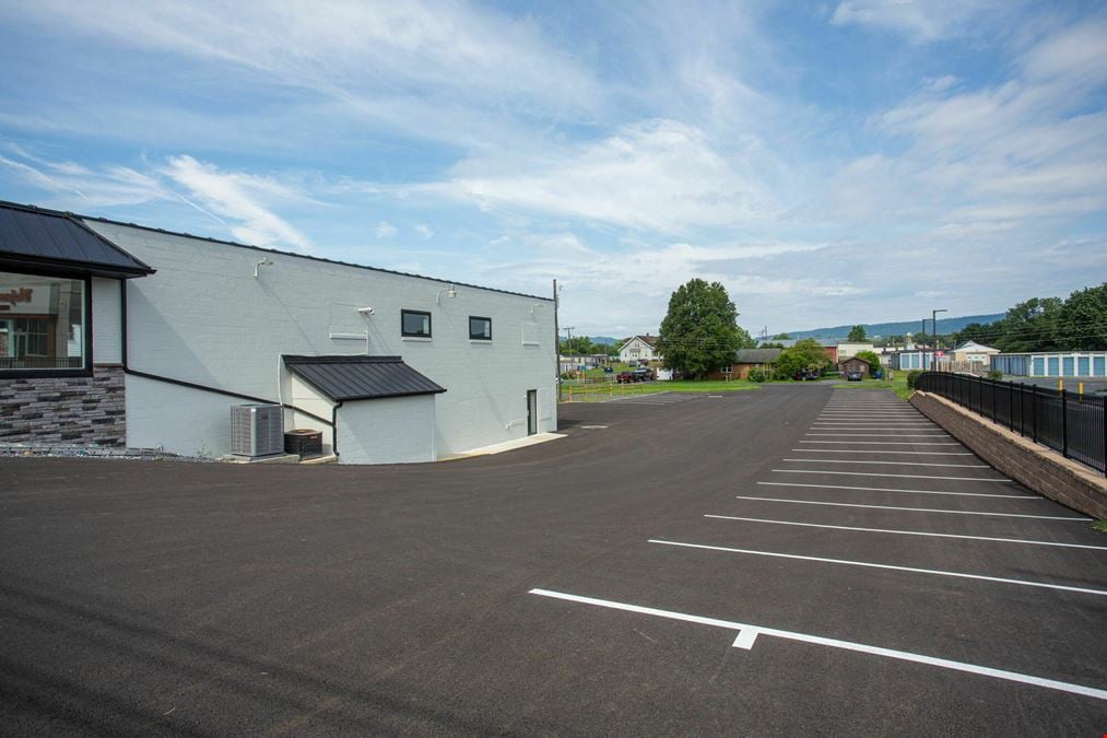 FULLY RENOVATED COMMERCIAL PROPERTY IN TIMBERVILLE