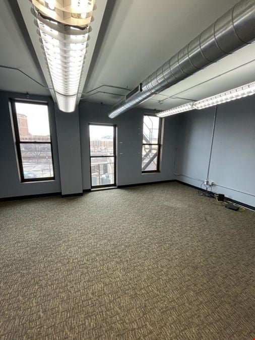 318 Broadway Ave S - Unique 2nd Floor Downtown Office Space