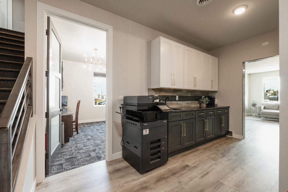 2041 40th Ave SE, Unit B-112