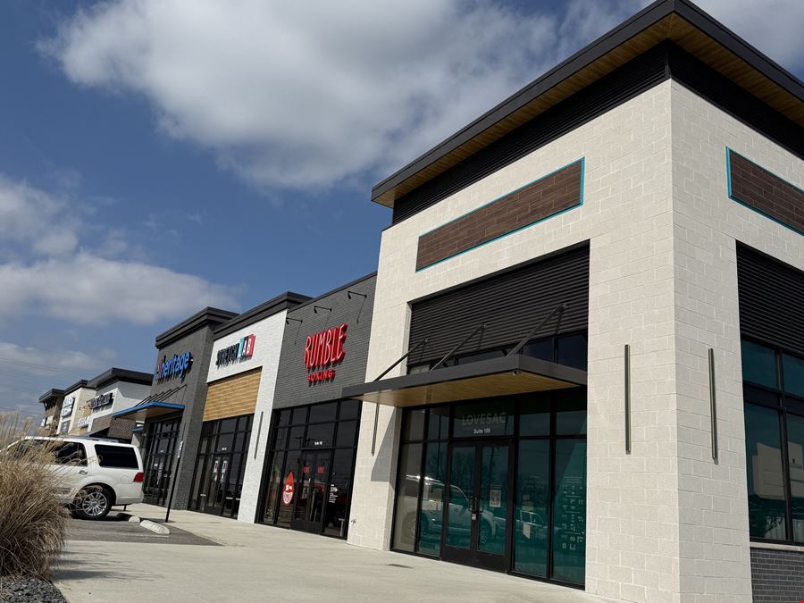 Burkhardt Rd Retail Frontage in The Promenade