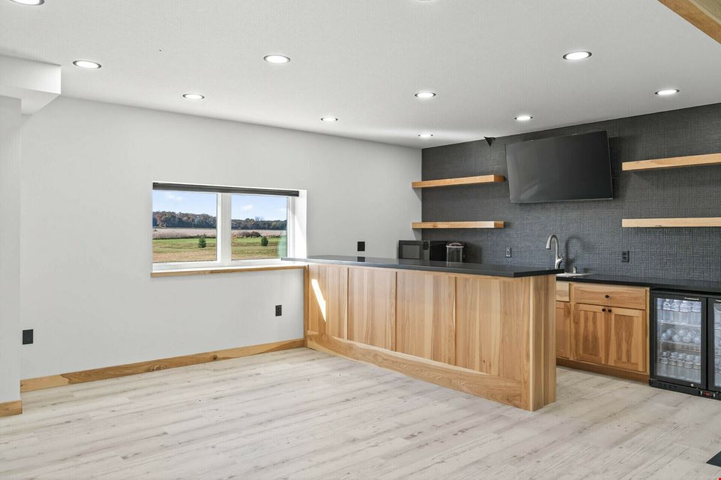 Troy Condo Garages #417 & #418