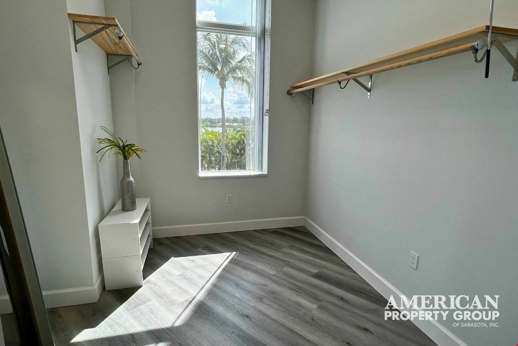 Ultimate Live/Work Opportunity with Views