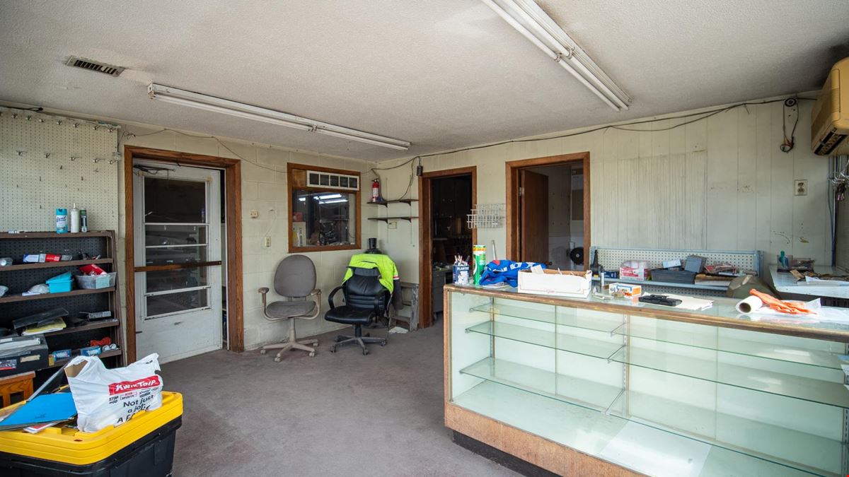 Versatile Automotive & Service Property with Excess Land | Near HWY 61