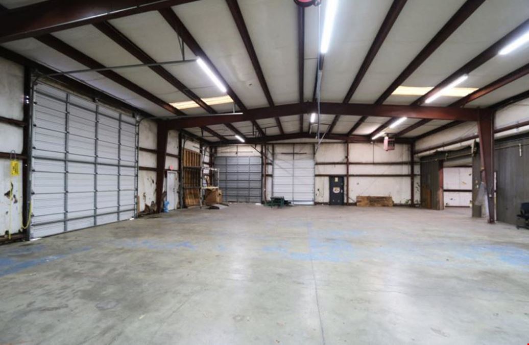2125 Airport Rd