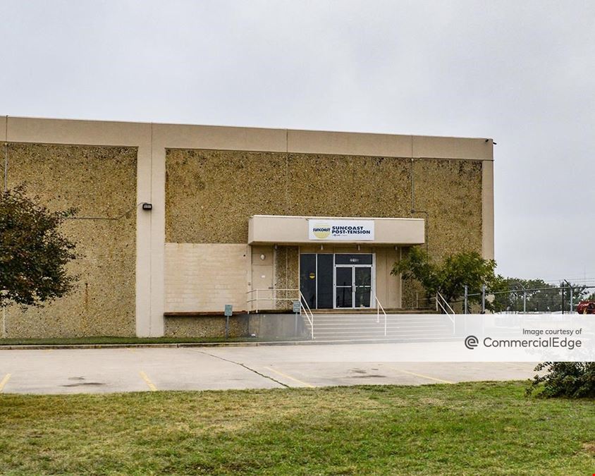 2205-2215 E. Pioneer Dr.