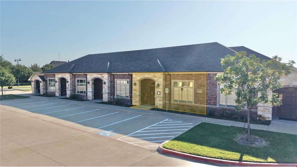 8751 Collin McKinney Pkwy