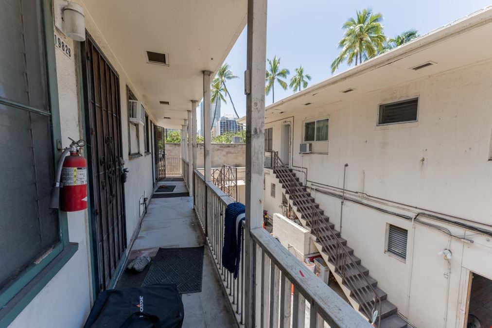 1980 Kalakaua Ave