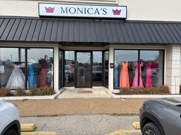 Preview of Retail space for Rent at 2719 S Caraway Rd