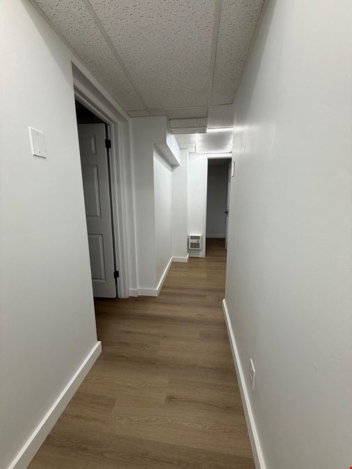98-140 Hoyt Street