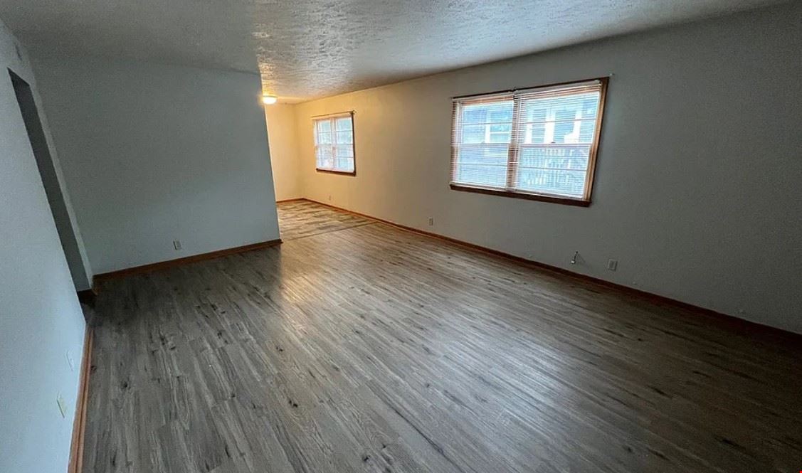 Izard Street 6 Plex