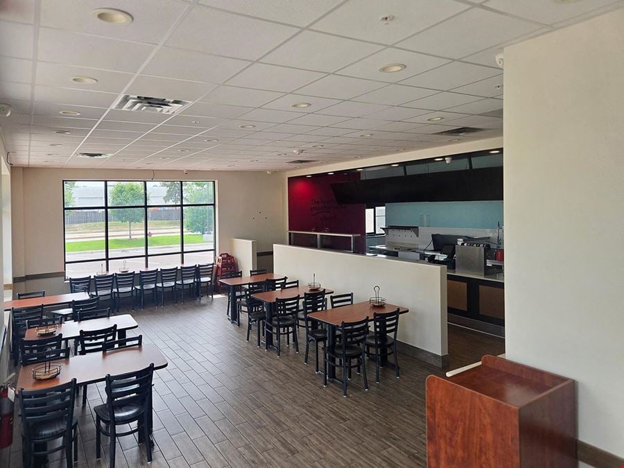 9927 Ulysses St NE, Suite 100