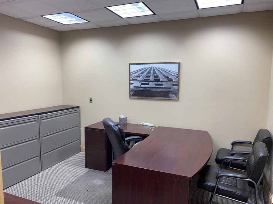 OFFICE AVAILABLE IN ORLAND PARK, IL