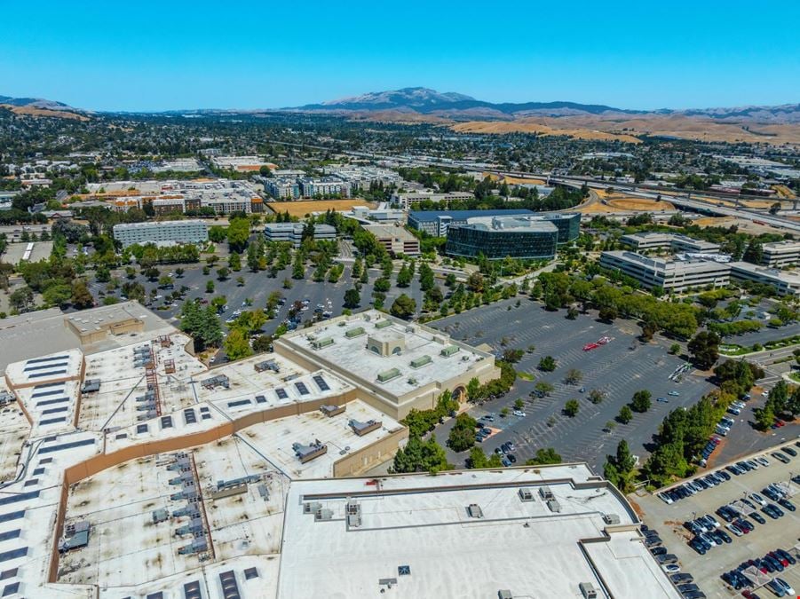 Former Nordstrom at Stoneridge Shopping Center