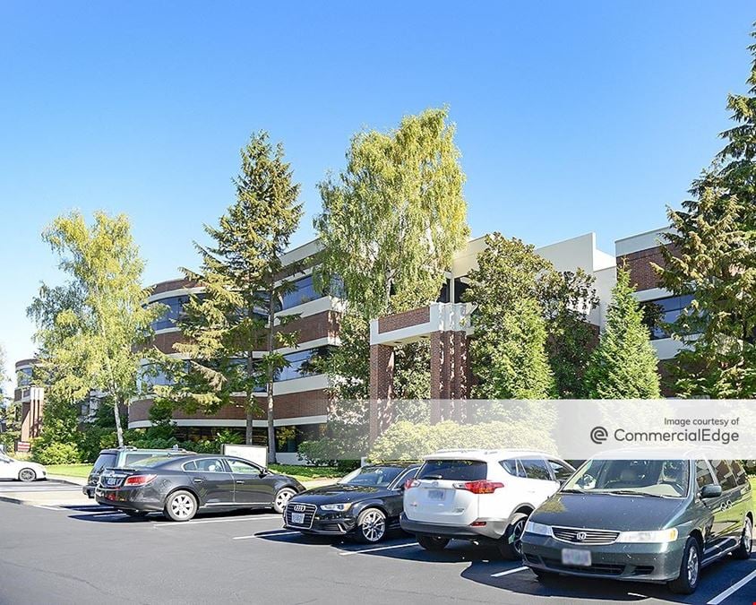 Cornell Oaks Corporate Center, Heartwood