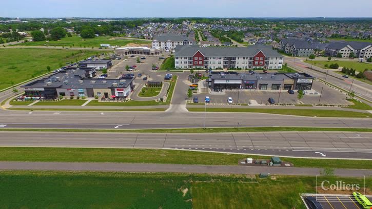 1,300 SF Retail Space For Lease