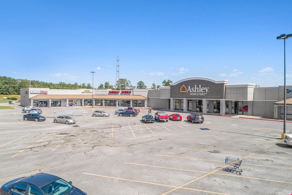 FOR SALE: Scottsboro Marketplace