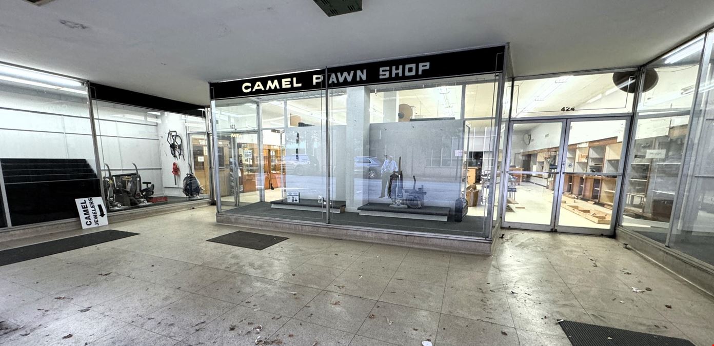 AUCTION: Historic Camel Pawn Building