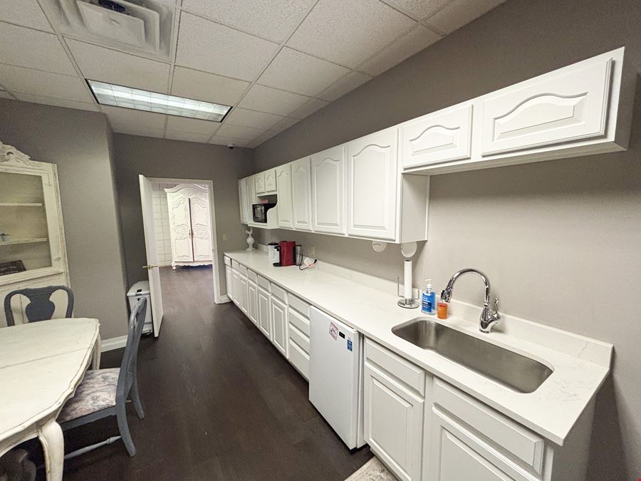 Prime Location: 4,248 SF Retail Condo for Sale or Lease