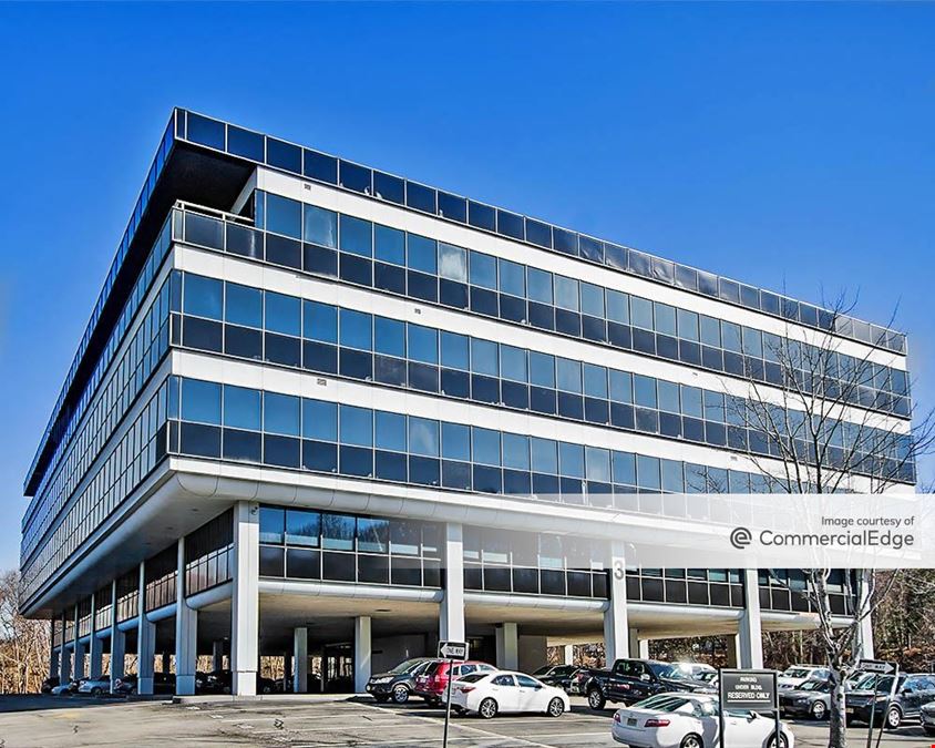 3 Garret Mountain Plaza