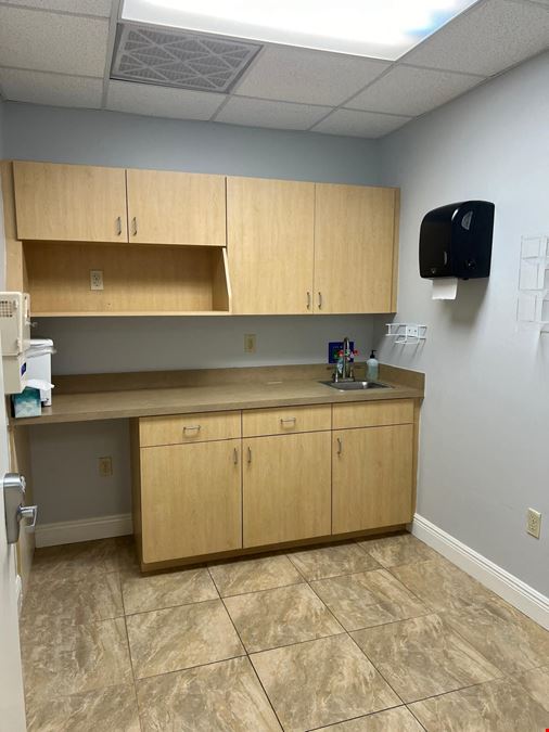 MEDICAL OFFICE - WEST COLONIAL SUBMARKET