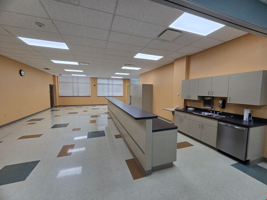 Courthouse Boulevard Professional Offices