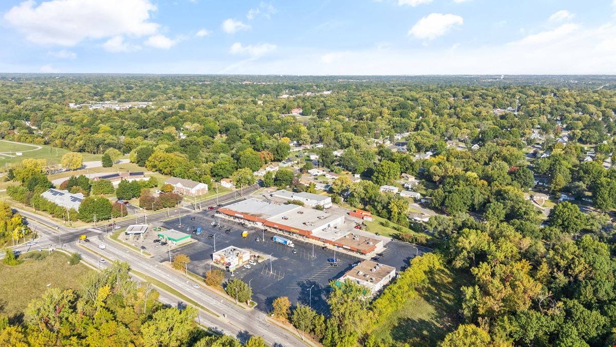 Holiday Hills Shopping Center