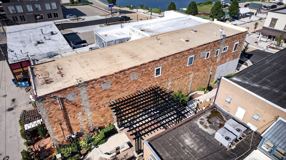 27 S State Street, Hart, MI, 49420