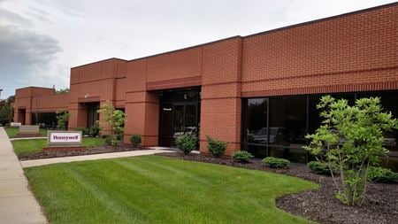 Preview of Industrial space for Rent at 5025 Bradenton Avenue