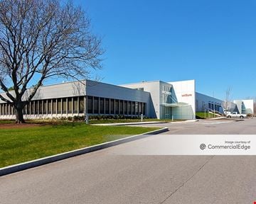 Hartwell Innovation Campus - 101 & 113 Hartwell Avenue & 4 Hartwell Place