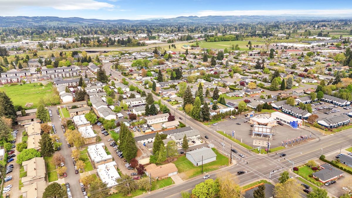 Woodland Park Apartments