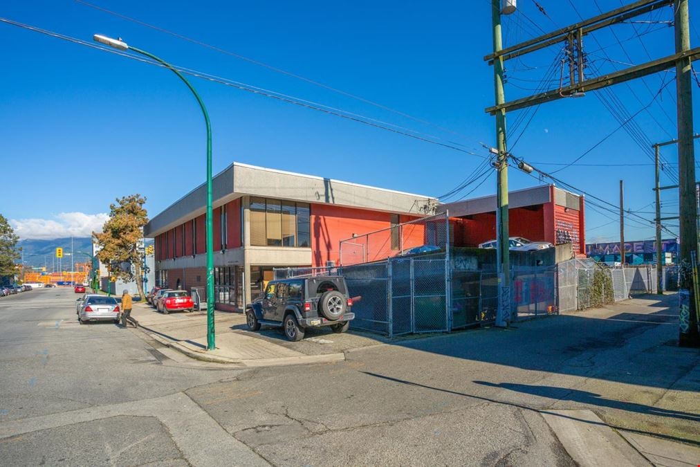 For Sale - 330 Heatley Avenue 