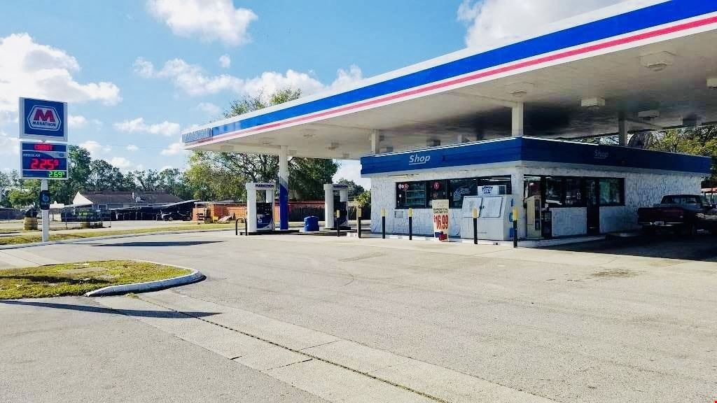 WABASH AVE PURE NNN MARATHON GAS  STATION W/ SIGNATURE "GO MARKET" C-STROE FOR SALE!