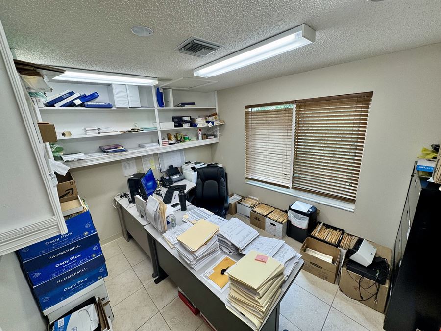 Ormond Beach Office Condo - 780 SF - Fully Furnished