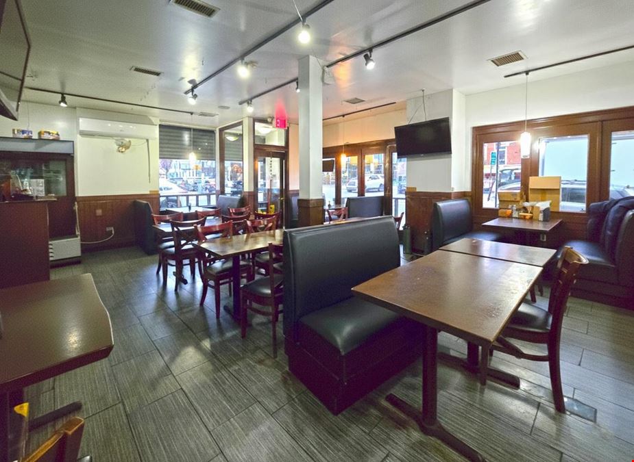 1,600 SF | 609 Franklin Avenue | High-Visibility Corner Restaurant Space + 1,950 SF Lower Level for Lease