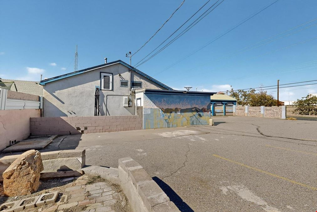 606 Broadway Blvd SE