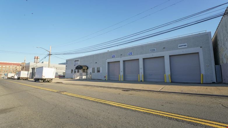 Preview of Industrial space for Rent at 19-19 37th Street