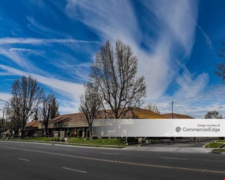 Preview of commercial space at 3985 North Fresno Street