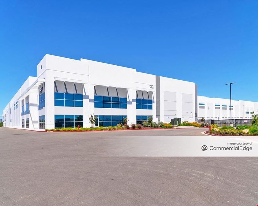 Tracy Distribution Center IV