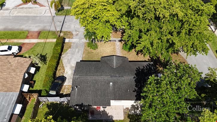 For Sale: 3-Bedroom 2-bath single-story home in Hollywood