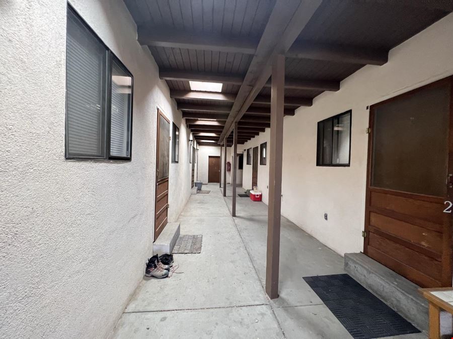 1425 Paseo De Peralta