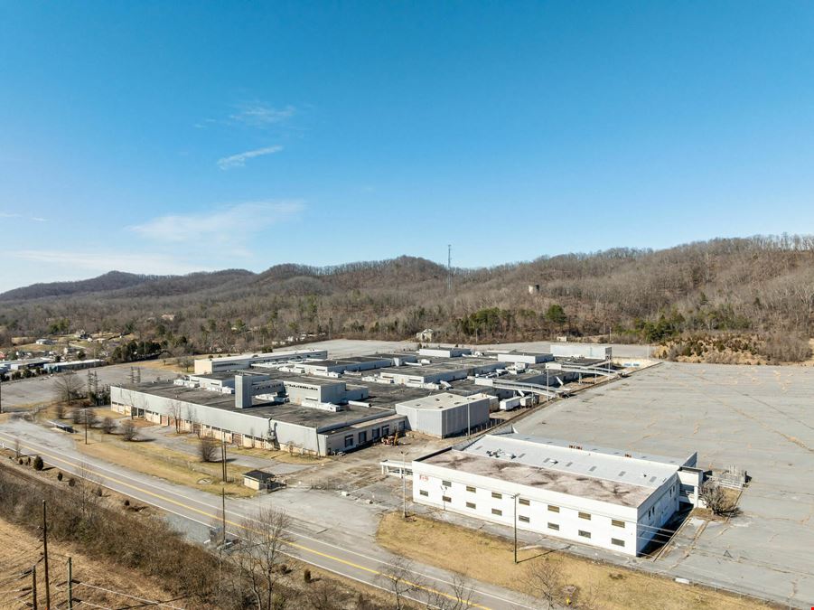 Industrial Redevelopment Opportunity | 660,000 SF / ~ 40 Buildable Acres