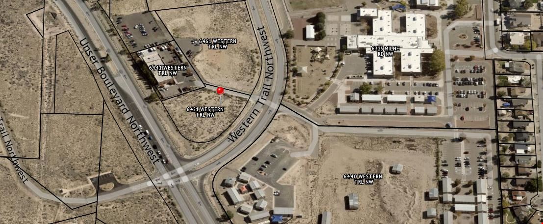 Unser Blvd NW and Western Trail NW