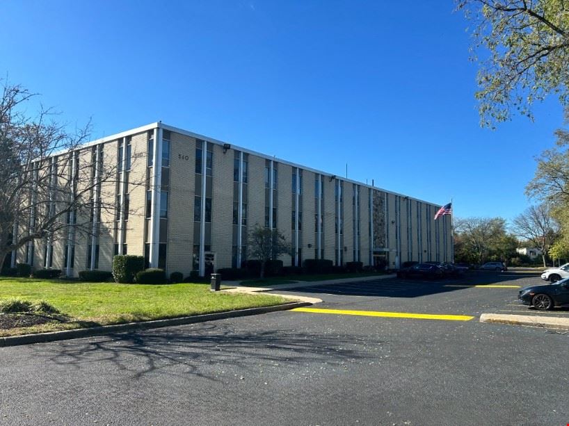 560 Broadhollow Road