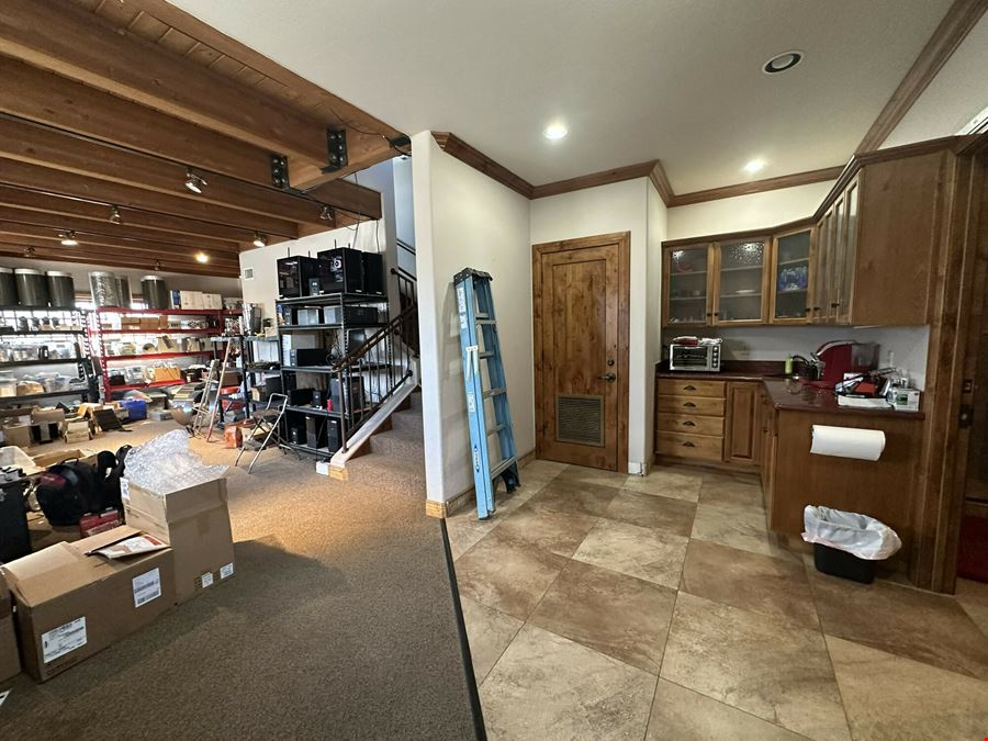 High-Demand Office-Warehouse Flex Suite (s)