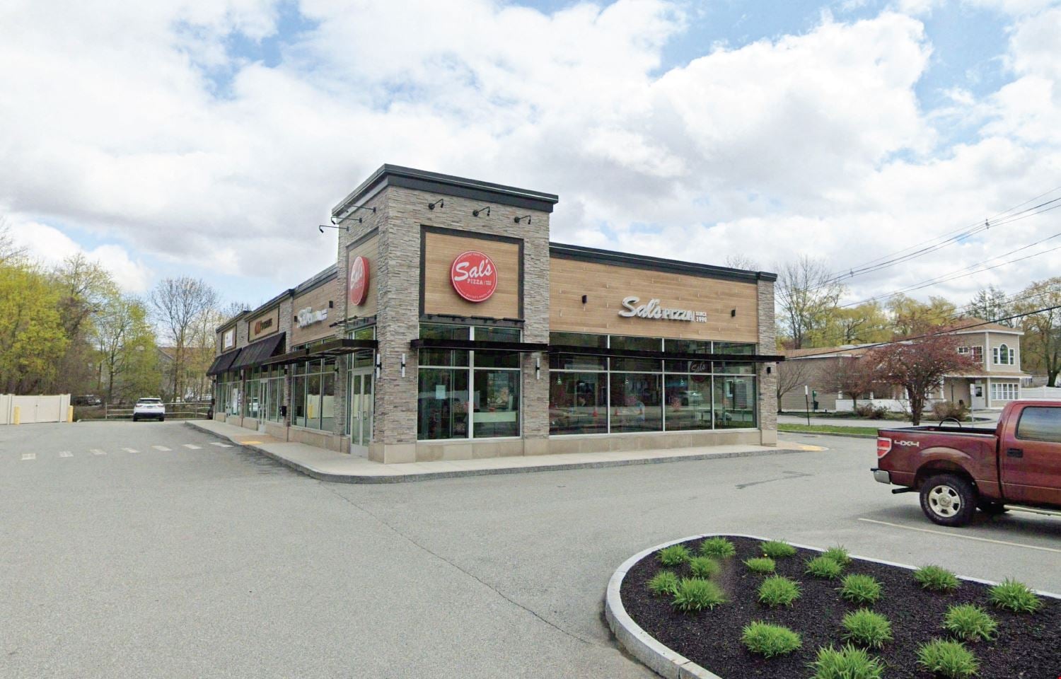 328 Boston Rd