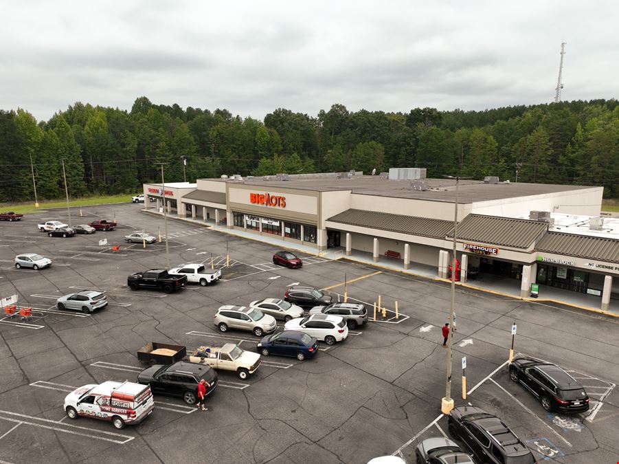 White Oaks Plaza