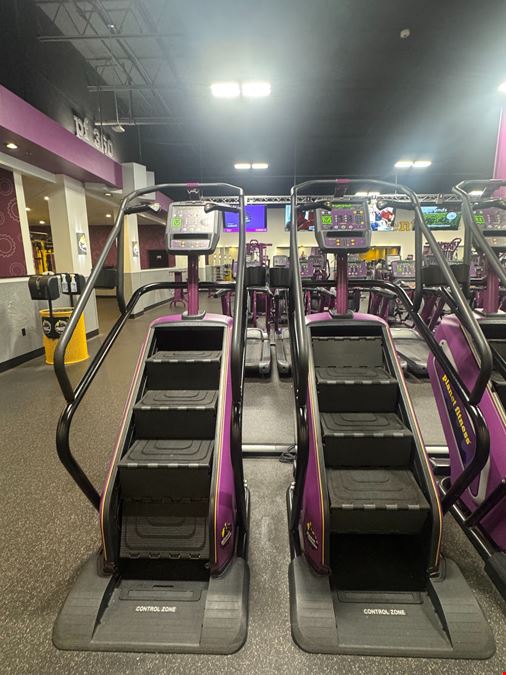 Planet Fitness - 7528 S Anthony Blvd