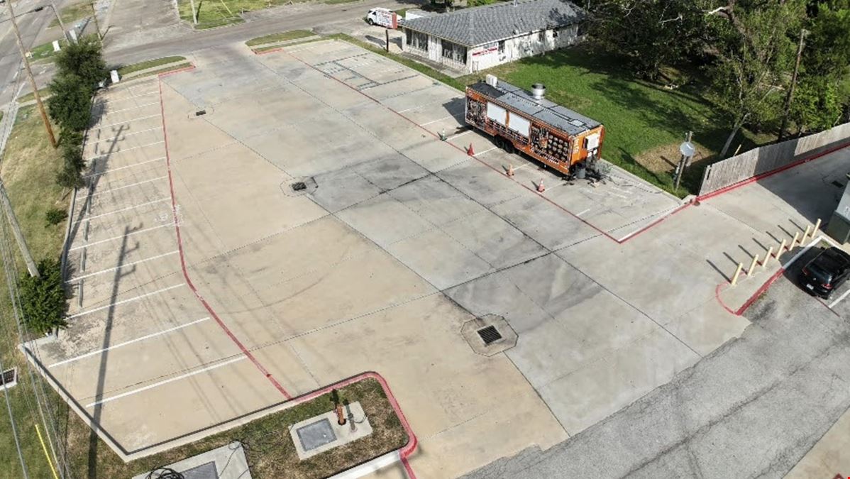 Food Truck Lot/Court