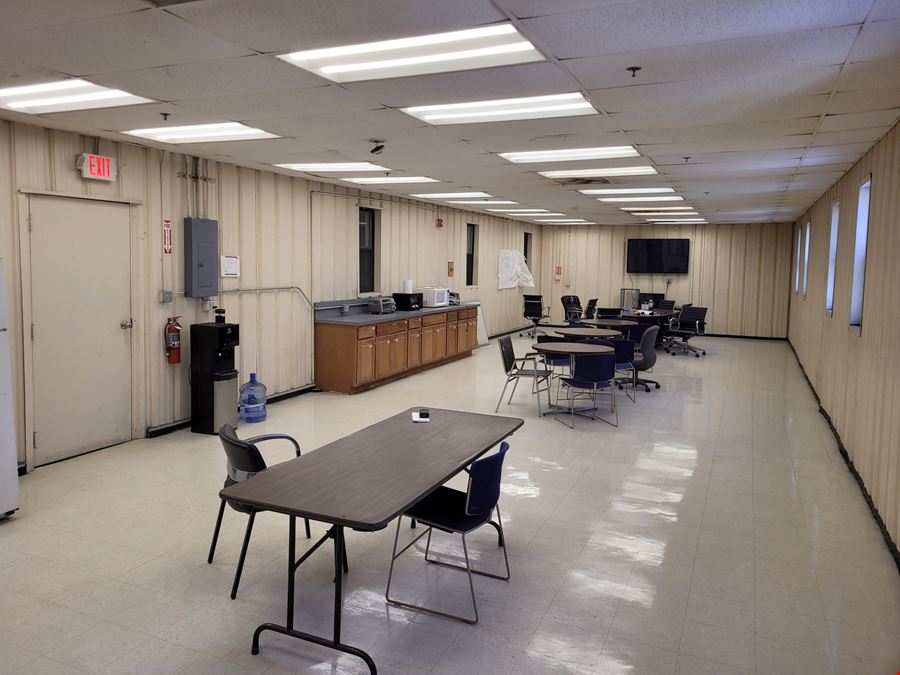 19 Industrial Park Rd E