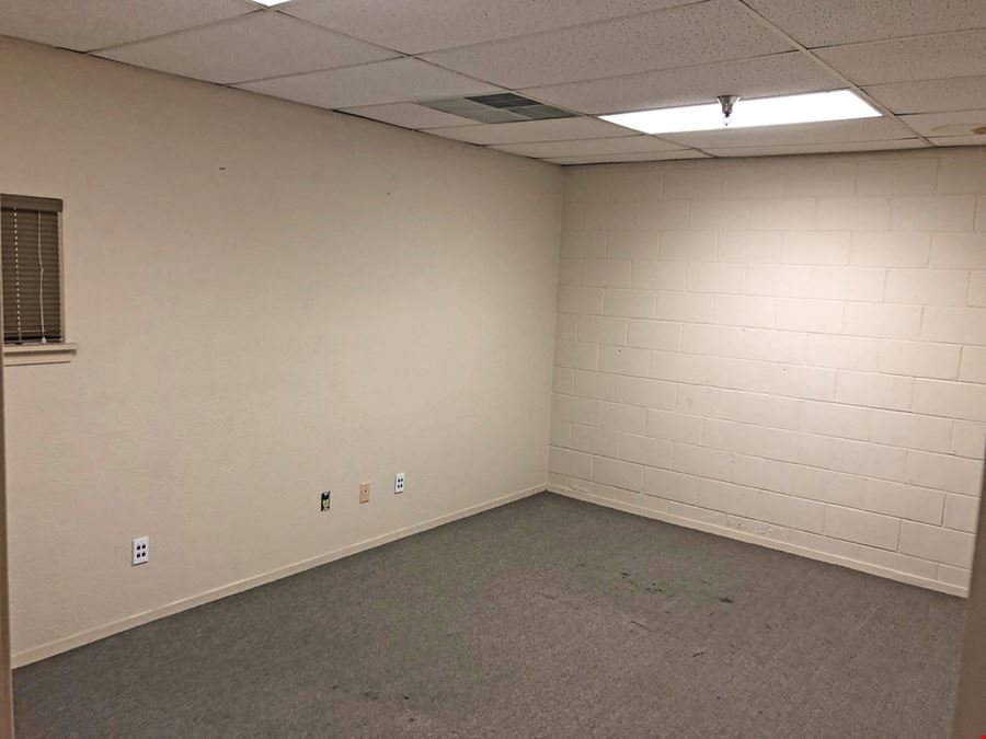 (2) Open Warehouse Spaces in Bullard Industrial Park